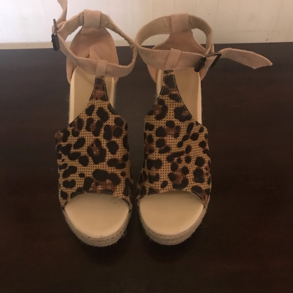 Cheetah wedges